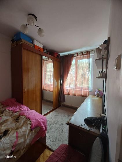 Apartament cu 3 camere în Progresul