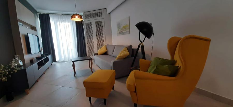 Apartament cu 2 camere decomandat, mobilat în Est — fotografia 2