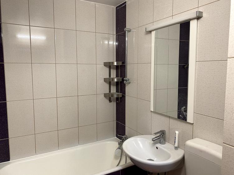 Apartament cu 2 camere decomandat în Drumul Taberei