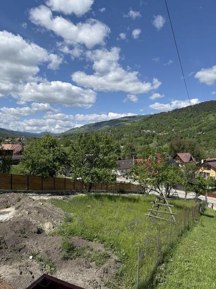 Casă cu 4 camere cu Teren 430 Mp în Valea Doftanei