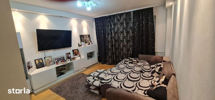 Apartament cu 2 camere decomandat în Centrul Civic