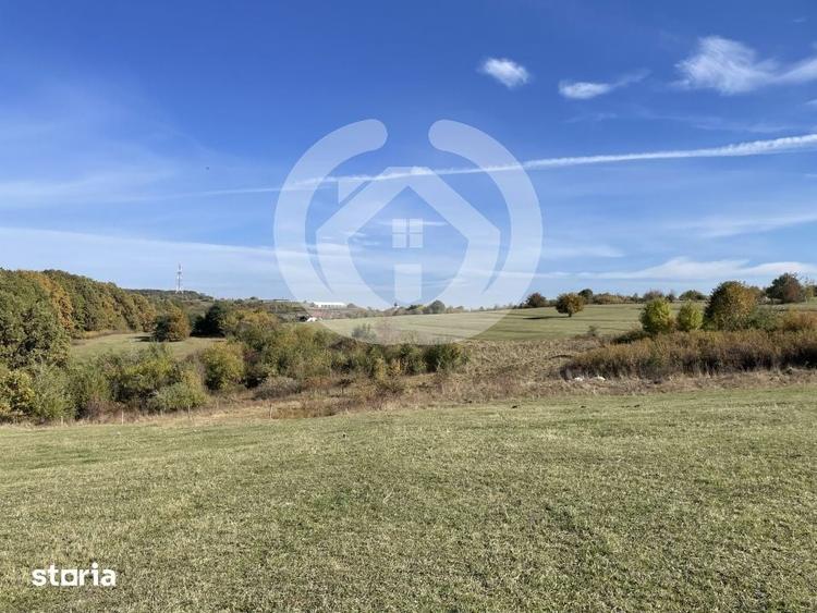 Teren de 842 mp, în Rășinari