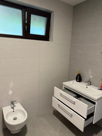 Vanzari imobiliare - 7