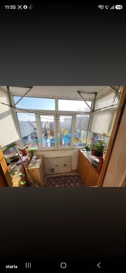 Apartament cu 3 camere semidecomandat în Milcov
