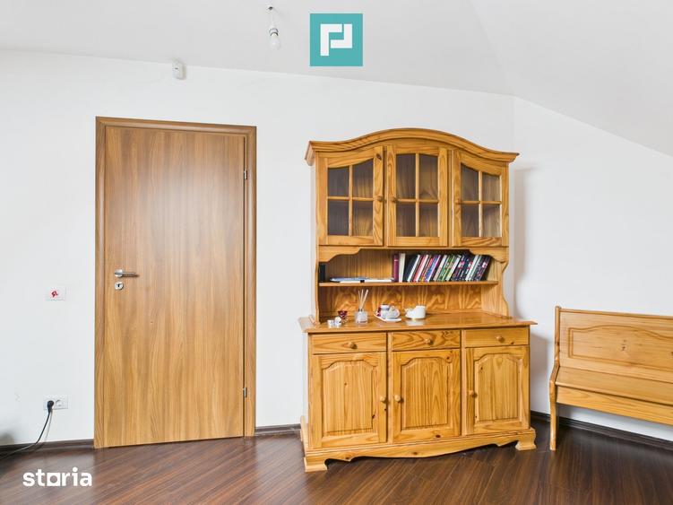 Casă cu 6 camere cu Teren 1376 Mp în Iosefin