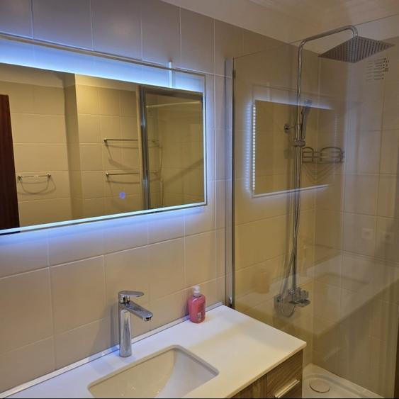 Apartament cu 3 camere decomandat, mobilat în Primăverii