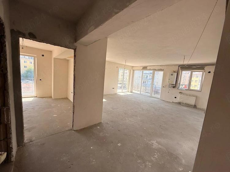 Apartament cu 2 camere semidecomandat în Florești
