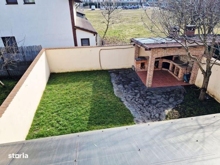 Casă cu 4 camere cu Teren 147 Mp în Central