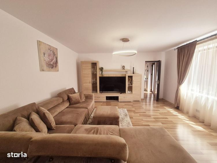 Casă cu 4 camere în Central