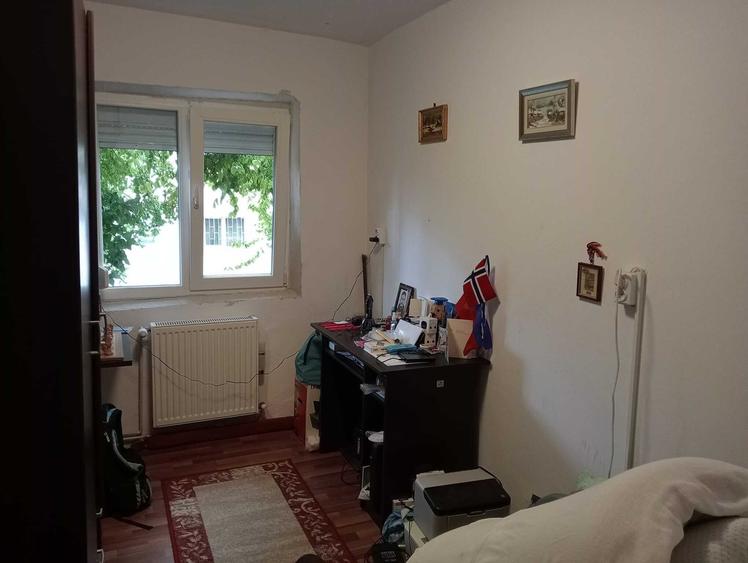 Apartament cu 4 camere decomandat în Târgu Cucu