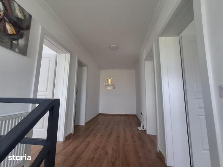 Casă cu 4 camere cu Teren 400 Mp în Recea
