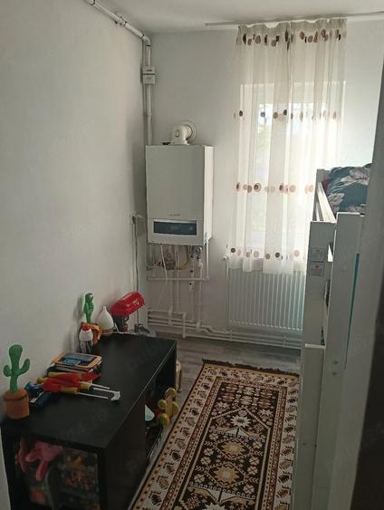 Apartament cu 2 camere decomandat în Micro 5