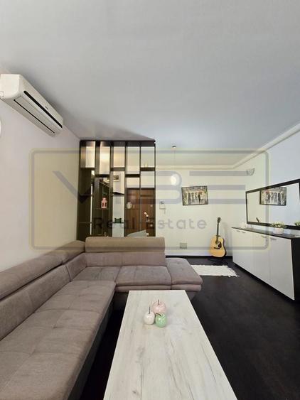 Copou-Parcul Copou/Universitate -Bloc nou - 3 camere  -parcare privata ! - 2