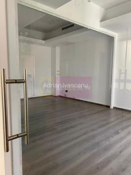 Spațiu birouri 30 mp - Prosper Mall, Sector 5 - utilități incluse