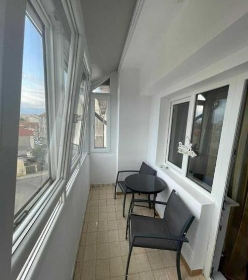 Apartament 2 camere decomandat, zona DELFINARIU - 3