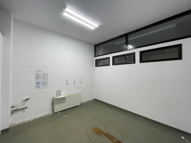 Spatiu comercial, 35mp, Calea Bucuresti, zona McDonald's - 2