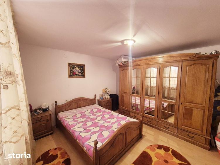 Casa din caramida ?i teren generos, comuna Dobreni - 9