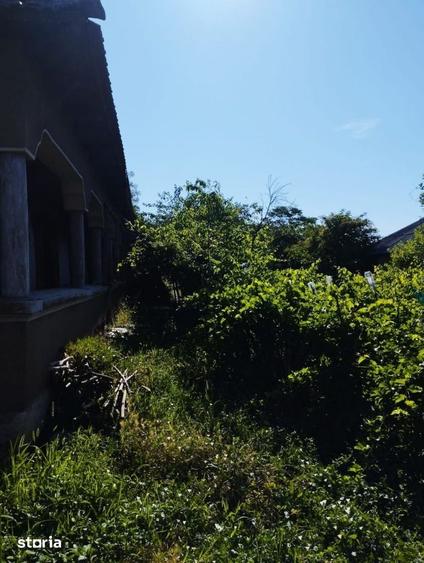 DE VANZARE CASA DEMOLABILA/RENOVABILA + TEREN 1900m SAT BUDENI - 2