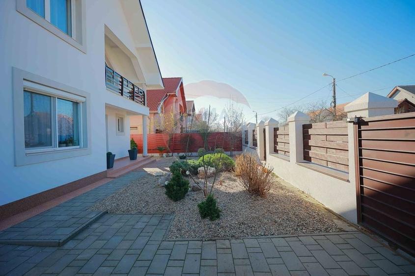 Casa cu 5 camere de vanzare in zona Episcopia Bihorului - 19