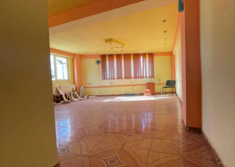 VILA cu spatii comerciale situata in zona CUMPANA - 8