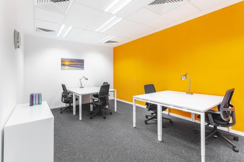 Spațiu de birou privat pentru 1 persoană în Regus Green Gate - 6