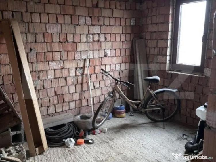 Casa la ro?u Mana?turel ,teren generos,priveli?te pano - 6