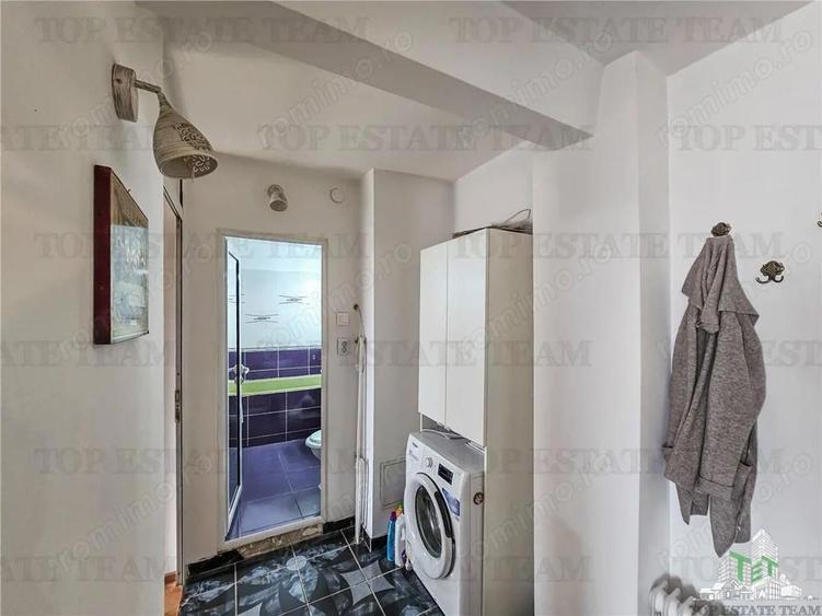 Apartament 3 camere, 2 bai, zona Baicului, an 1985 - 1