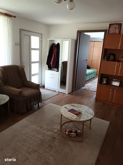 Casa de vanzare, 84 mp, teren 1900 mp, ziduri de caramida - 1