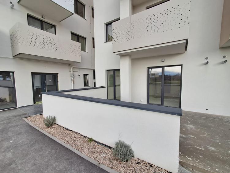 Spatiu comercial, 2 camere, terasa 23 mp, acces din terasa Apahida - 2