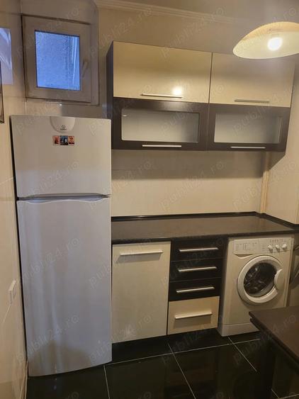 Garsoniera Stefan cel mare, vis a vis de Club Dinamo.Etajul 2 5. - 2