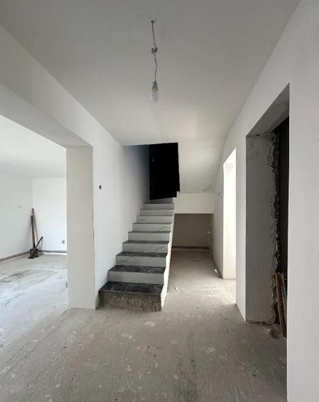 VIGAFON - Casa 5 camere Urlati - 2