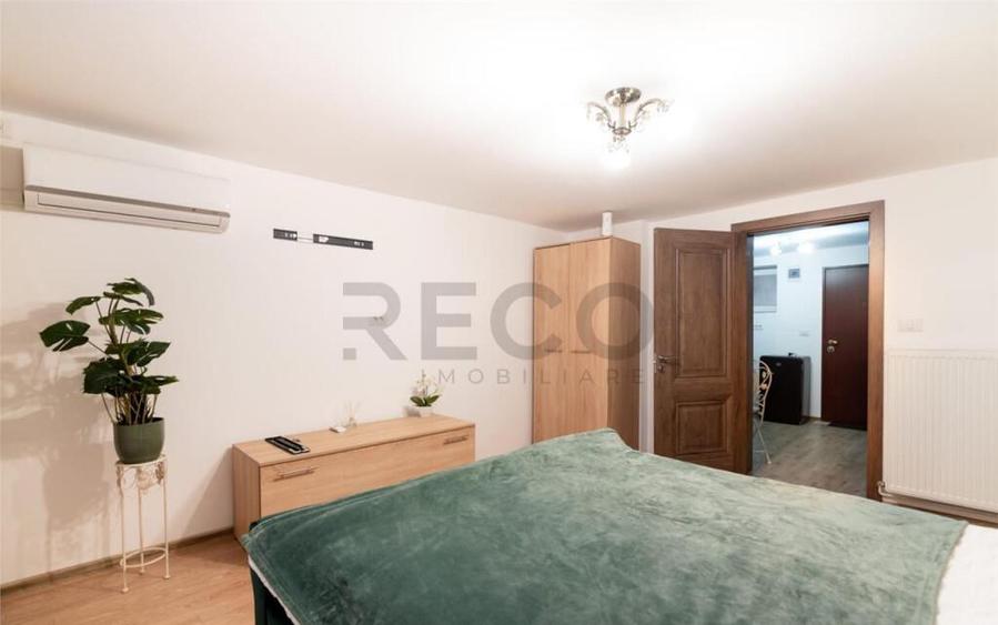 RECO . Studio Ultracentral . - 6