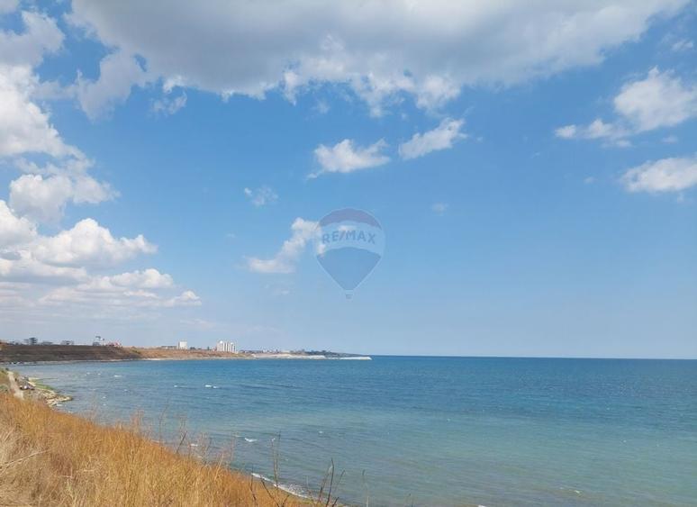 Refugiul tau la malul marii, in Golful Francezului, teren 592 mp - 1