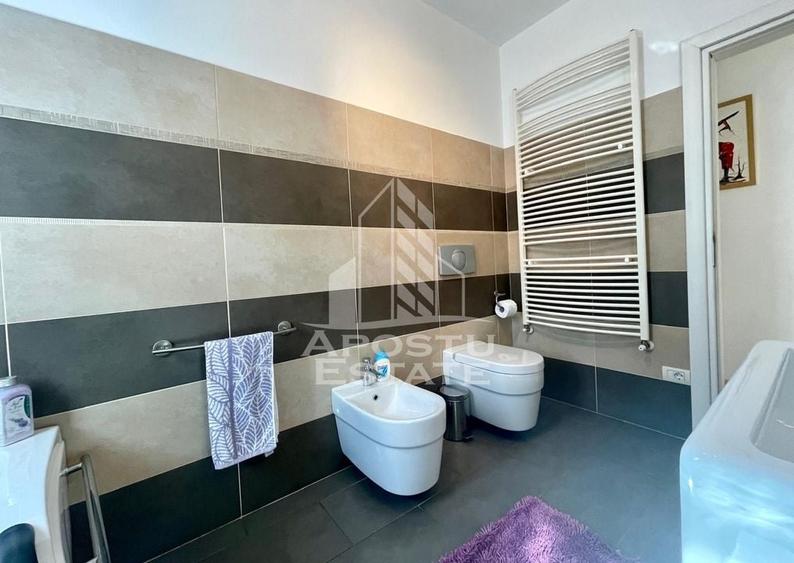 Vila cu terasa si piscina in Zadareni - 32