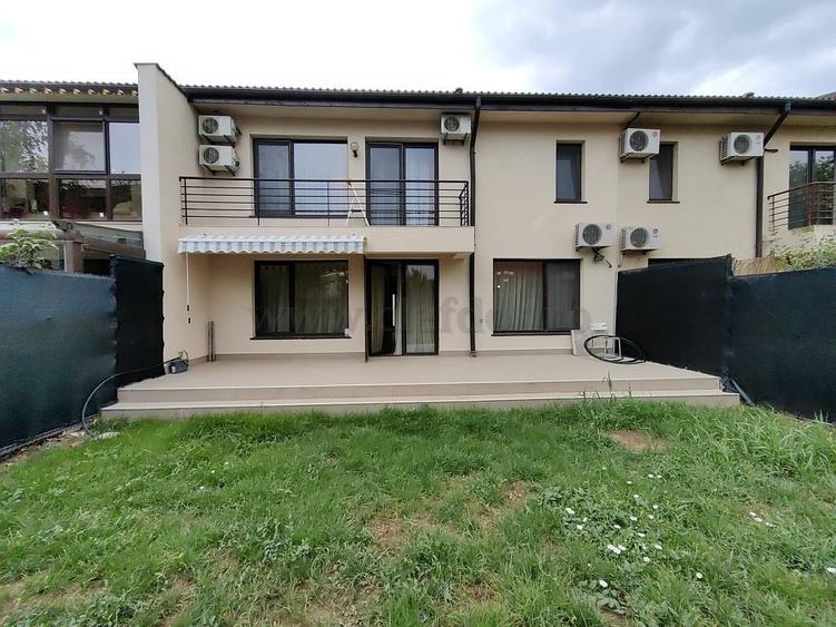 Vila RENOVATA in apropiere de Porsche Nord - 23