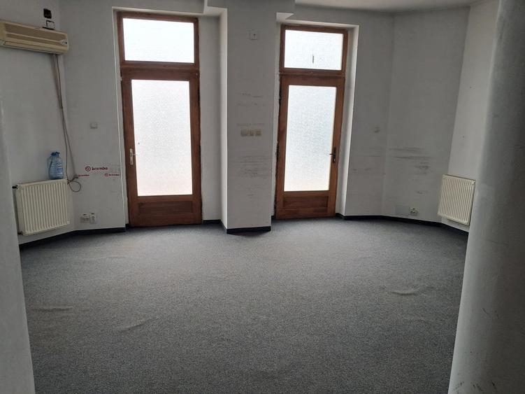 Birou 45 mp parter inalt pozitionat in zona complex Diana cartier Gheorgheni - 4