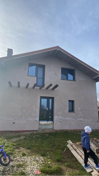 Casa de vanzare in Savinesti - 1