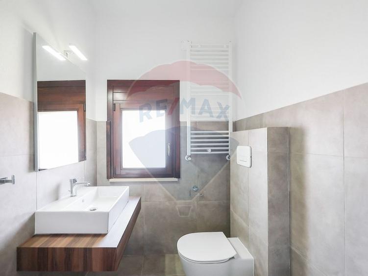 Apartamente 3 camere de închiriat ultracentral, clădire nouă, Oradea - 9