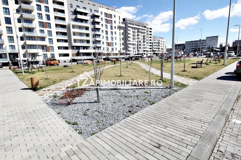 Spatiu Comercial la parter 70 mp. 1 parcare + boxa - 2