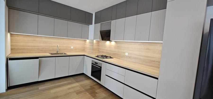 Apartament cu 3 camere în Aviației