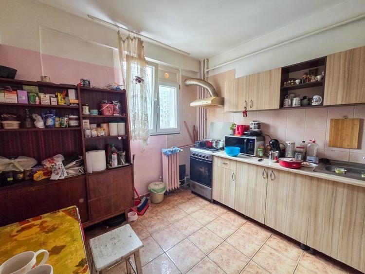 Apartament de 3 camere | Metrou Dristor - 7