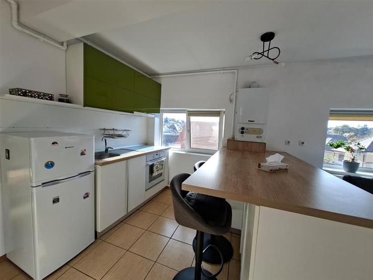 Apartament 2 camere si balcon zona Trei Stejari - 5