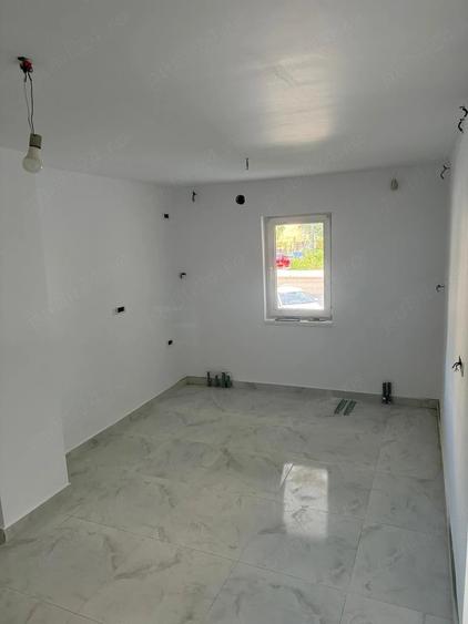 Spatiu comercial de inchiriat - 2