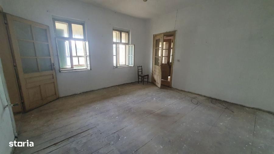 Vand teren cu casa veche in Zadareni - ID : RH-37250-property - 6