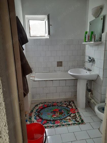 Inchiriez apartament 2 camere - 10