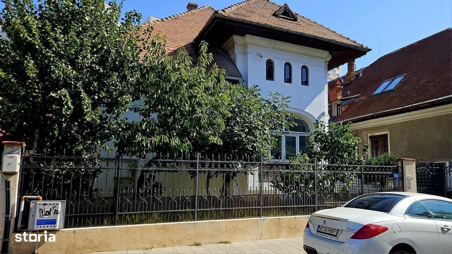 Proprietar, Capitale, Vila deosebita, 305mp utili - 8