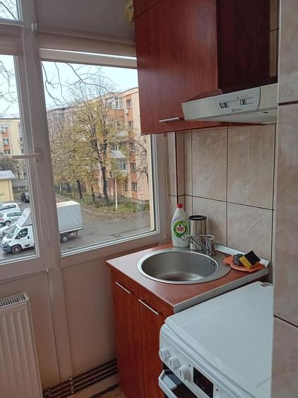 Inchiriez apartament 2 camere decomandat Sararilor, AC, centrala - 6