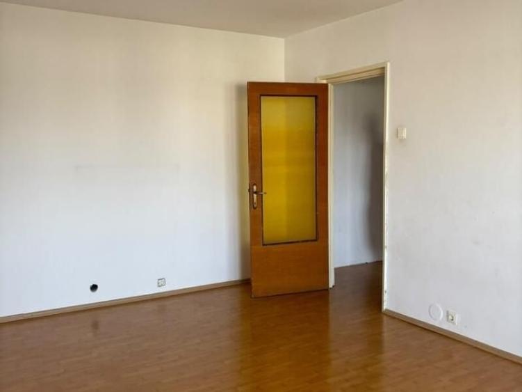 Apartament cu 2 camere decomandat în Aviației