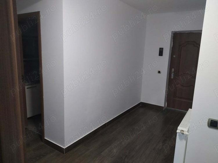 Proprietar inchiriez apart.3 cam.dec. Coresi - 8