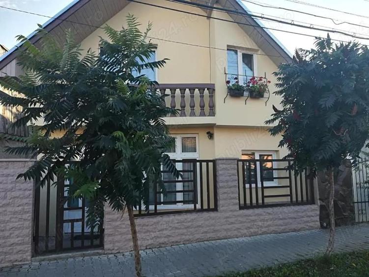 casa de vanzare Ludus,str 8 Martie nr 5 - 9